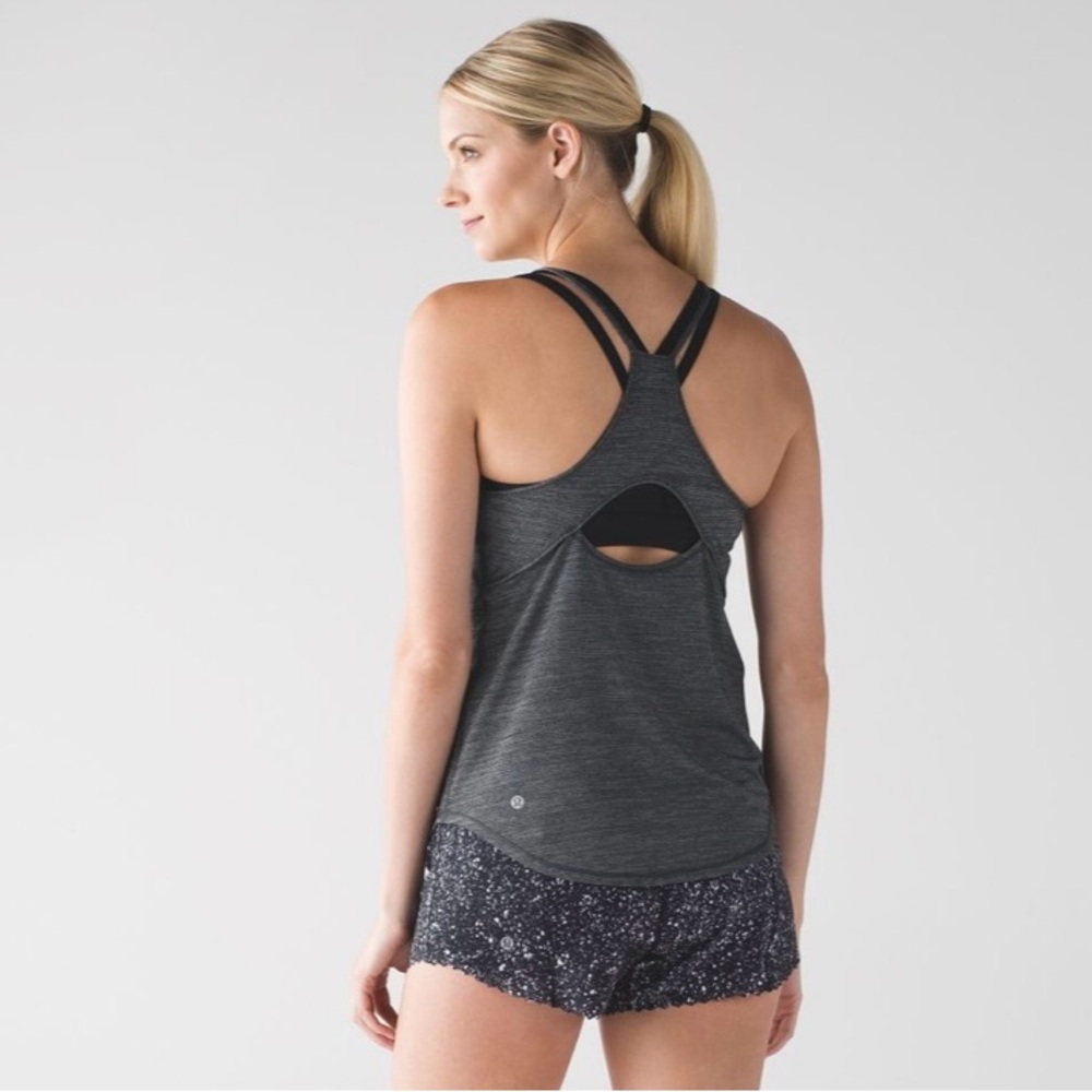 Lululemon Fast As Light Singlet size 4 gray